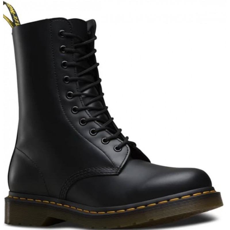 Dr martens sales black smooth